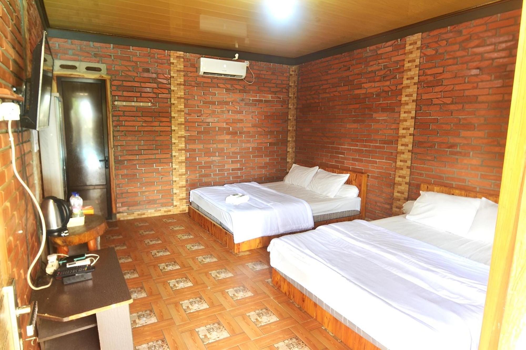 Villa Kopiori Yogyakarta Ngoại thất bức ảnh